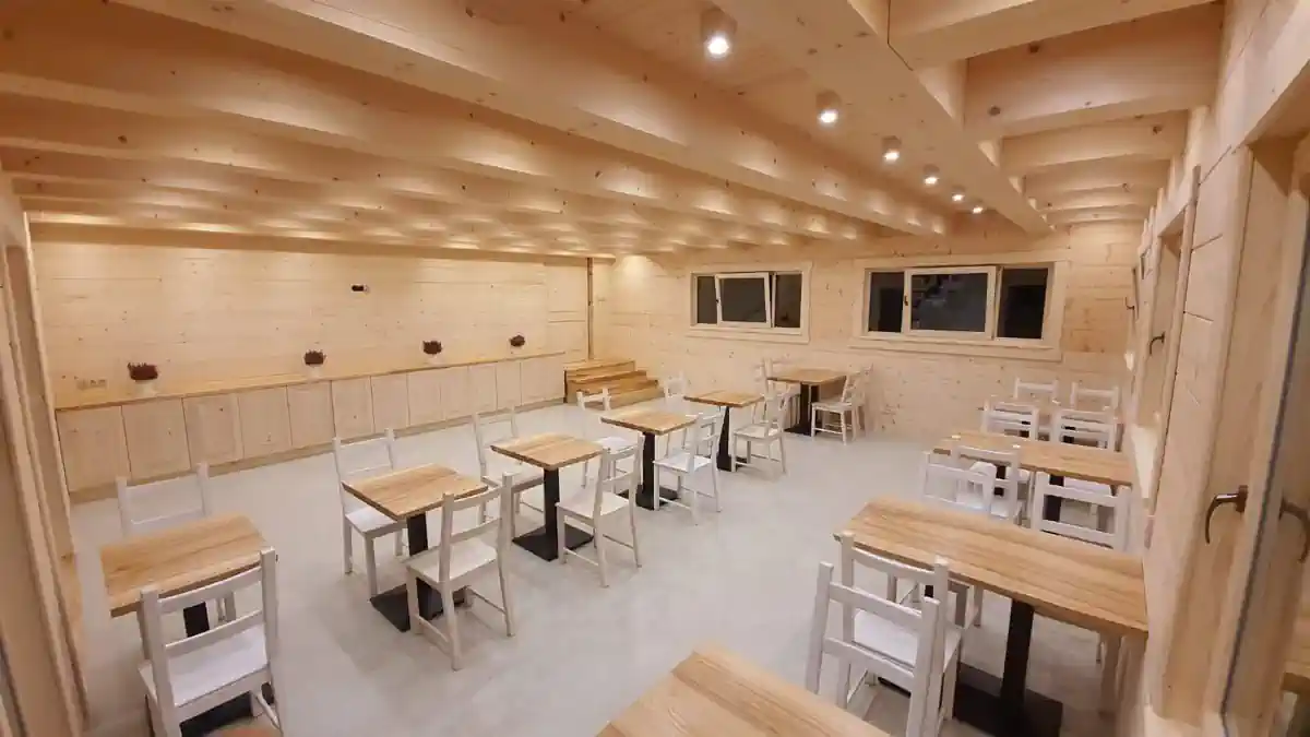 Sala sniadaniowa2